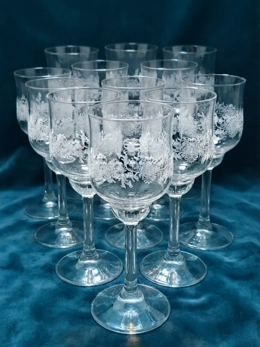 ​Vintage Floral Scroll Clear Glass Short Stem Wine Goblets Barware Set of 10